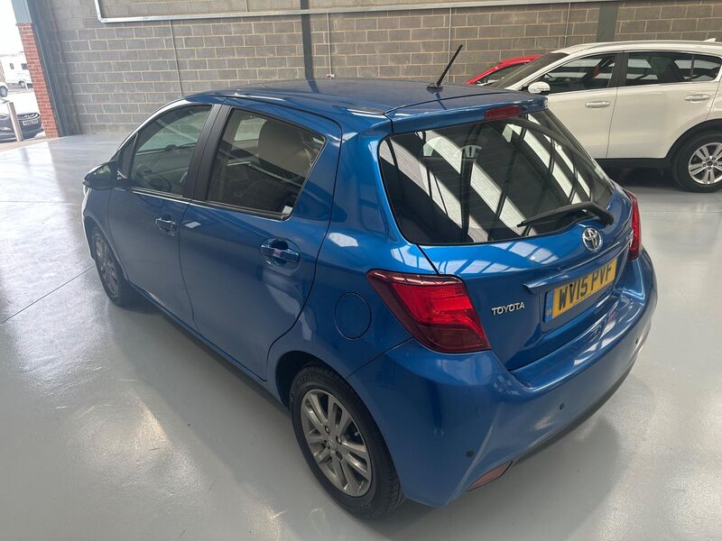 TOYOTA YARIS