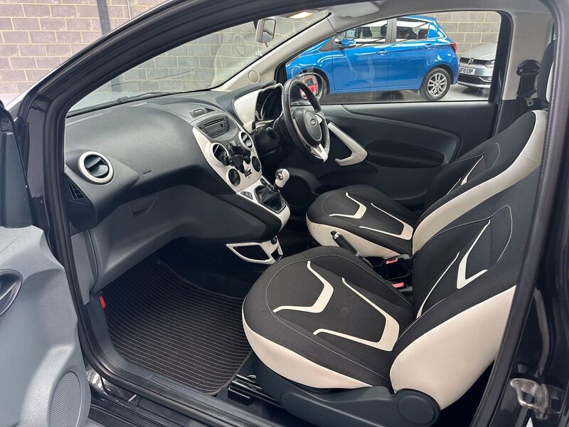 FORD KA