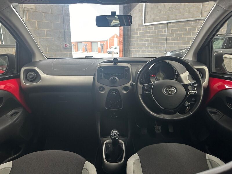 TOYOTA AYGO