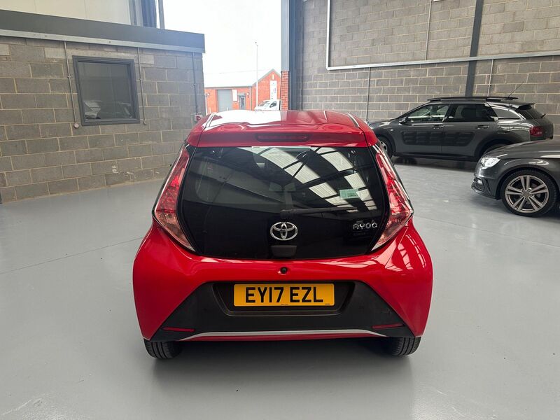 TOYOTA AYGO