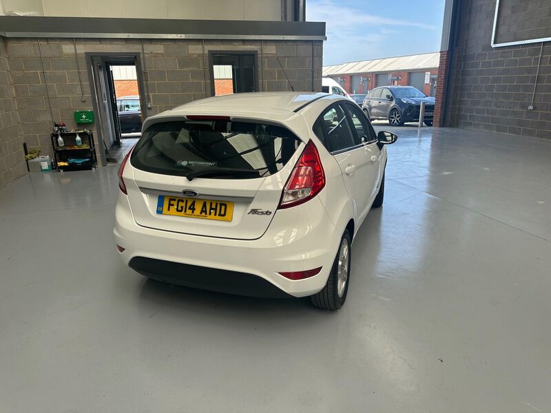 FORD FIESTA