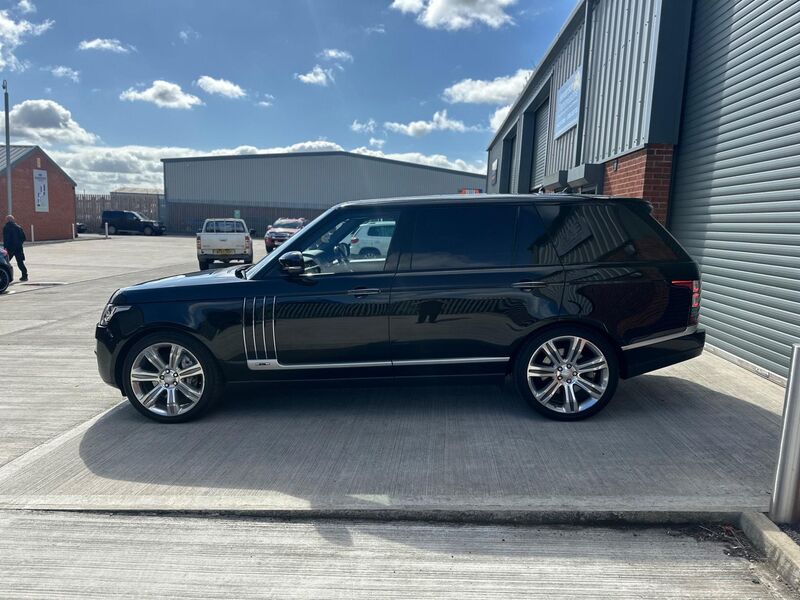 LAND ROVER RANGE ROVER