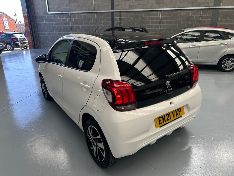 PEUGEOT 108