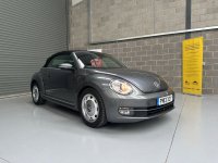 VOLKSWAGEN BEETLE